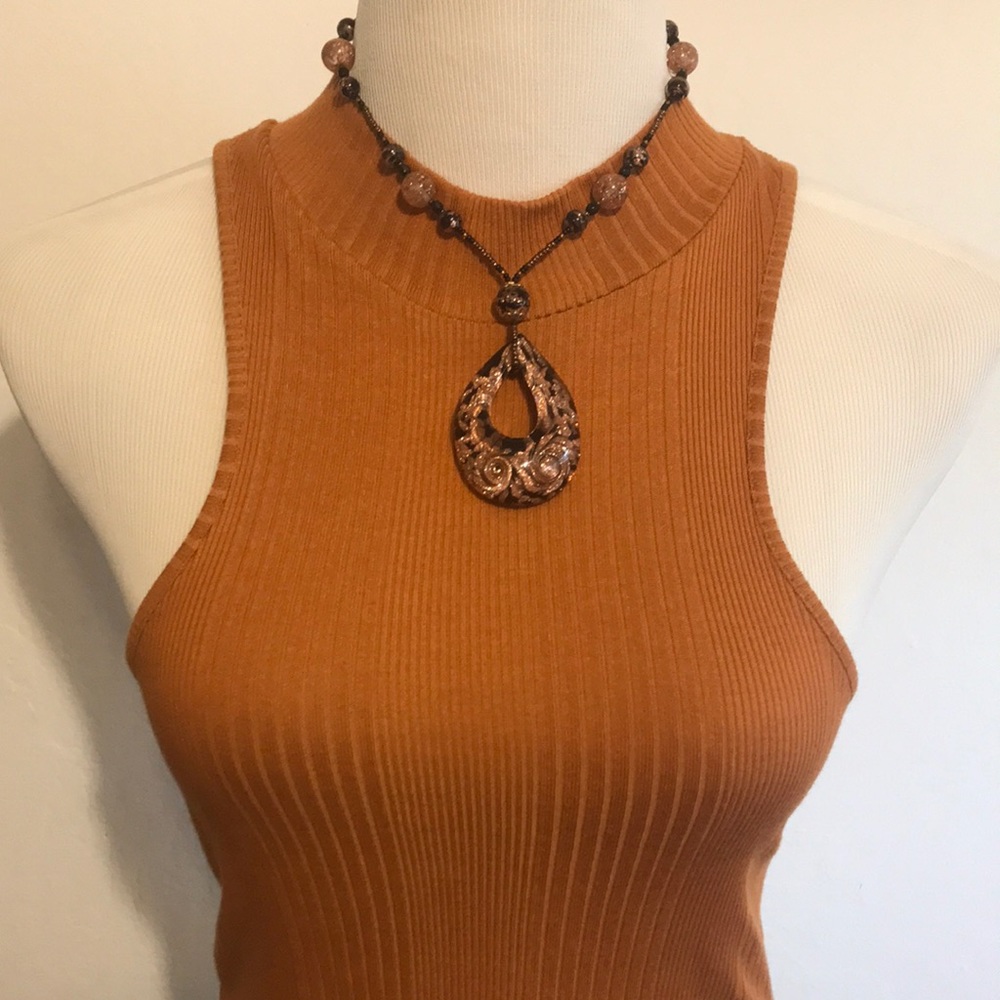 Glass necklace
